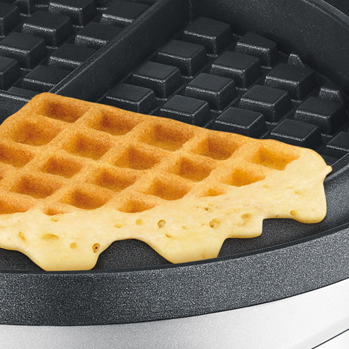 Breville The No Mess Waffle Maker